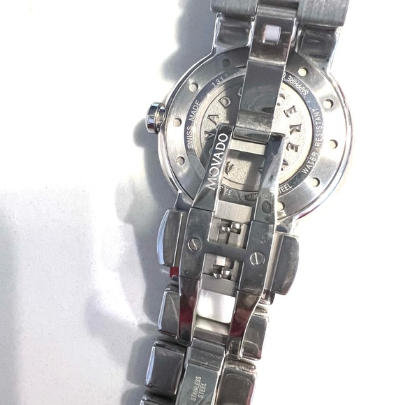 Movado Women's diamond Watch , great condition ,authentic - Picture 6 of 7